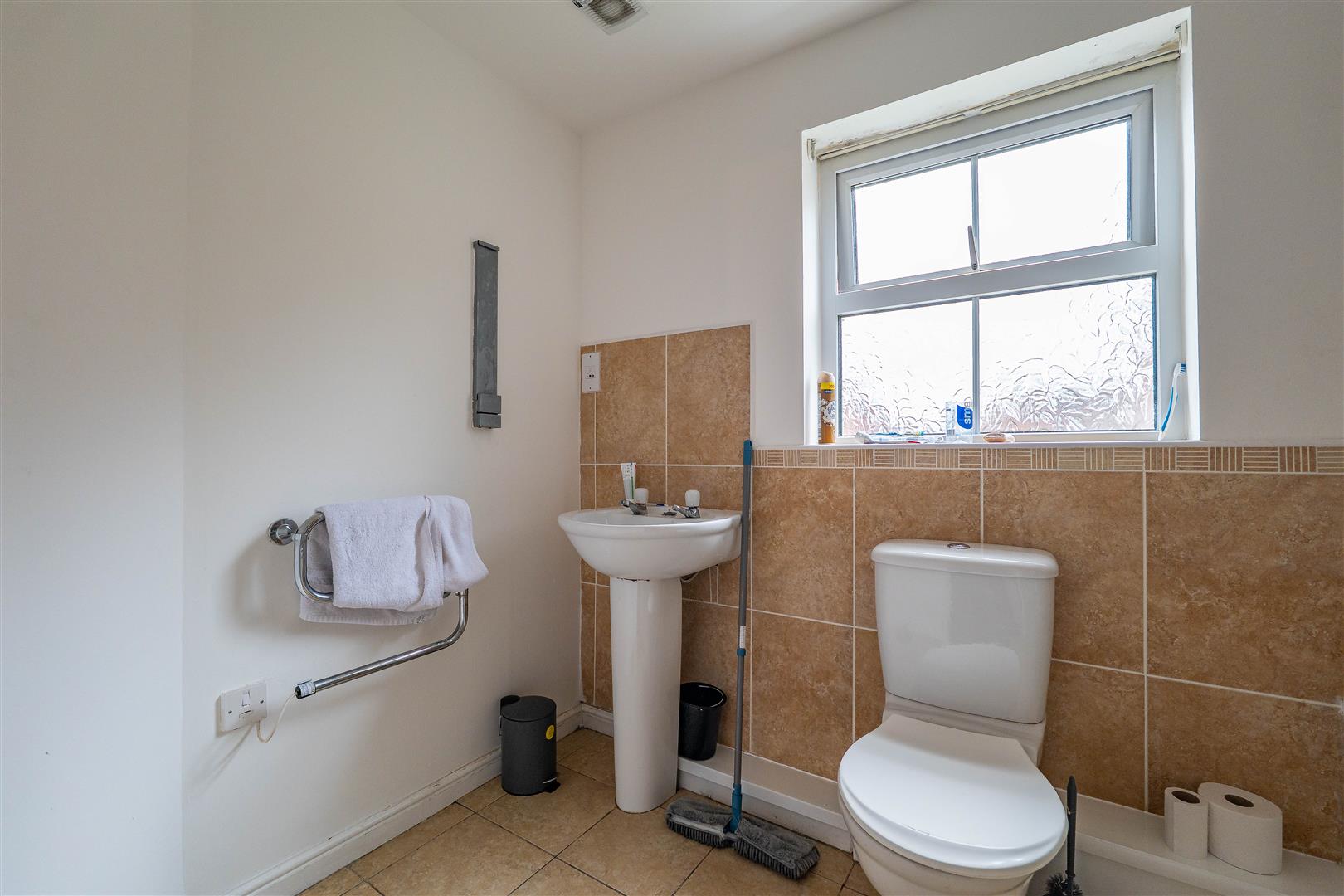 2 bed property in Alma Wood Close, Chorley